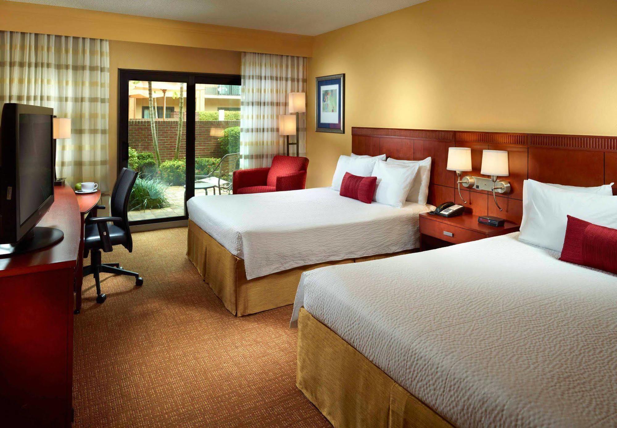 คอร์ตยาร์ด เวสต์ปาล์มบีช Hotel ภายนอก รูปภาพ